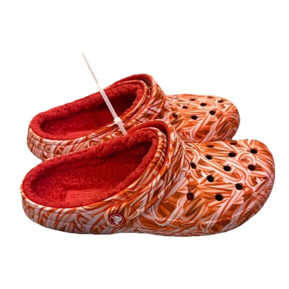 NWT Crocs Classic Lined Candy Cane Clogs Size M9/W11 Red White Christmas Slip On - Picture 3 of 9